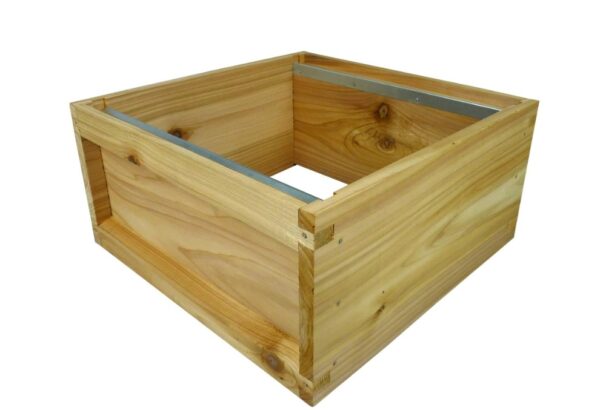 National cedarwood brood box assembled1